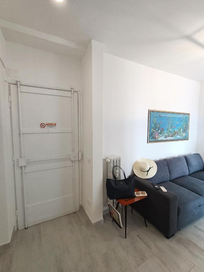 La Terrazza Sull'Appia By Hostand Apartment Rome Bagian luar foto