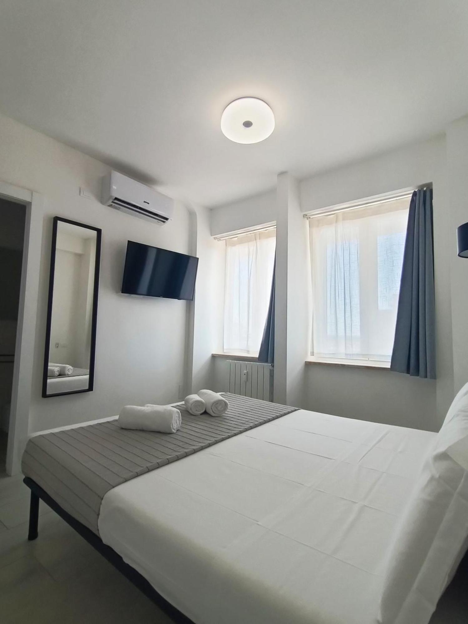 La Terrazza Sull'Appia By Hostand Apartment Rome Bagian luar foto